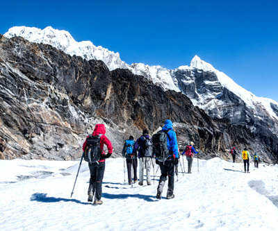 Everest chola pass trek
